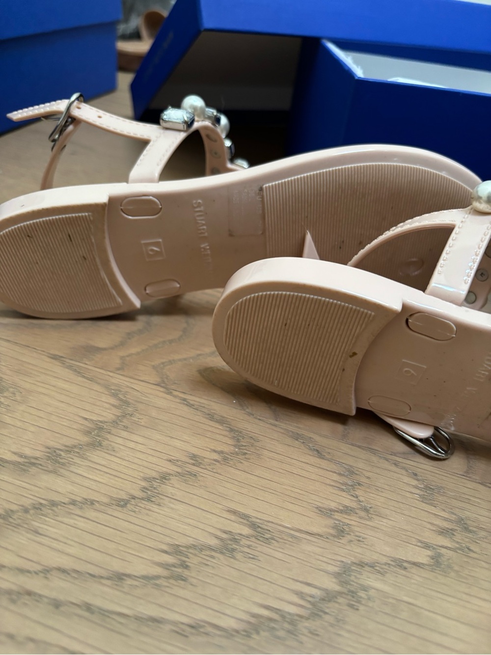Stuart Weitzman Blush Pearl & Crystal T-Strap Jelly Sandals - Picture 6 of 7